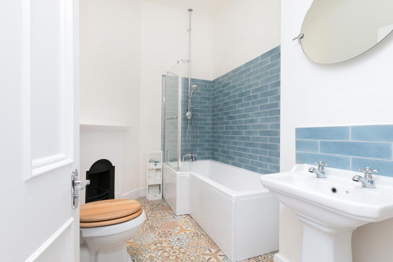 Mount Ephraim B&B Hernhill Екстериор снимка